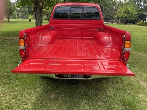Red 2004 Toyota Tacoma Double Cab