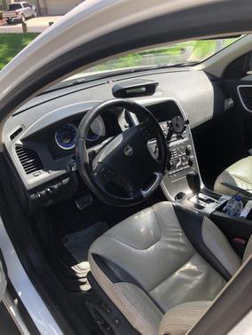 2010 Volvo XC60 T6