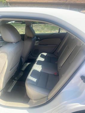 White 2010 Ford Fusion SEL
