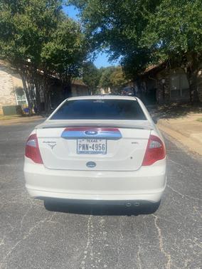 White 2010 Ford Fusion SEL