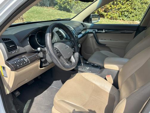 2011 Kia Sorento EX