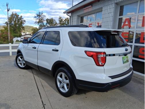 2018 Ford Explorer Base