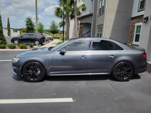 2017 Audi A4 2.0T Premium Plus
