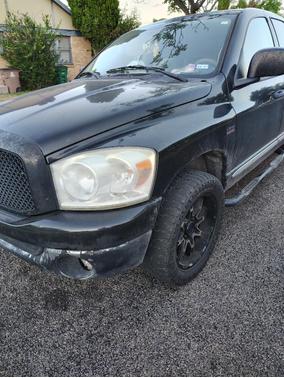 Black 2008 Dodge Ram 1500 SLT Quad Cab