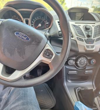 2011 Ford Fiesta SE