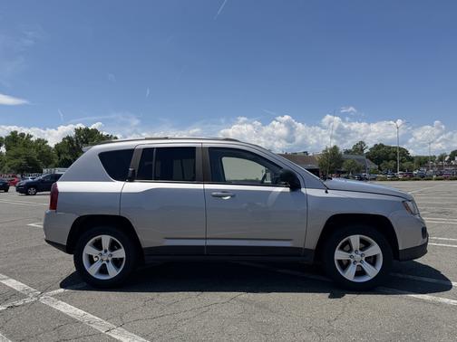 Silver 2016 Jeep Compass Sport