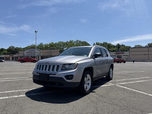 Silver 2016 Jeep Compass Sport