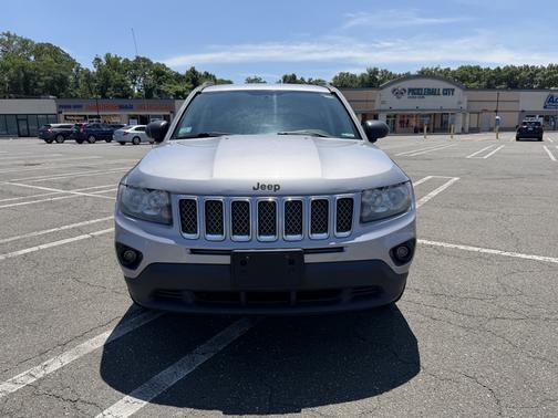 Silver 2016 Jeep Compass Sport
