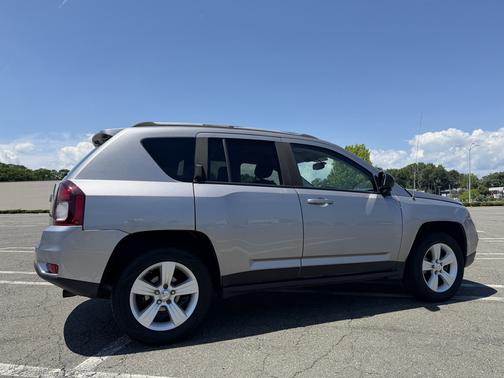 Silver 2016 Jeep Compass Sport
