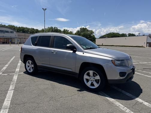 Silver 2016 Jeep Compass Sport