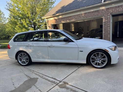 2010 BMW 328 i xDrive