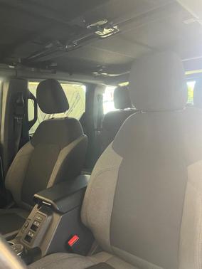 Gray 2022 Ford Bronco Big Bend