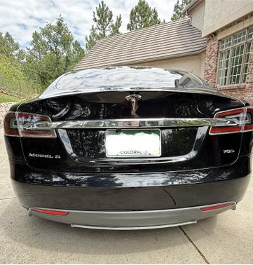 2015 Tesla Model S 70D