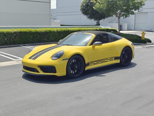 2024 Porsche 911 Targa 4 GTS