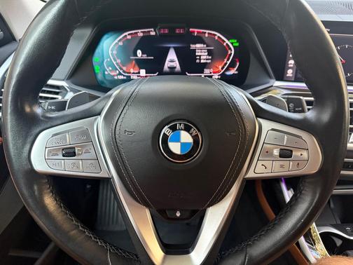 Gray 2021 BMW X7 xDrive40i