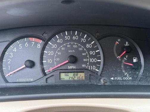 Green 2005 Toyota Corolla CE