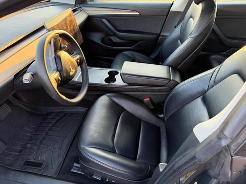 Gray 2022 Tesla Model 3 Base