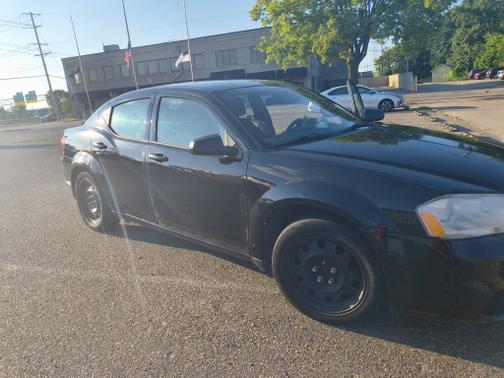 2012 Dodge Avenger SE