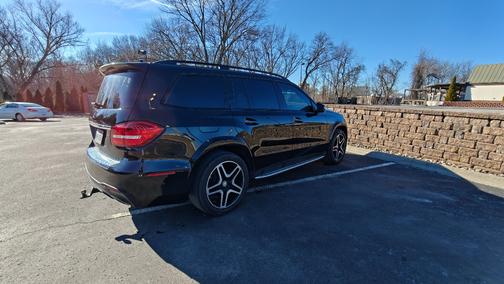 2017 Mercedes-Benz GLS 550 4MATIC