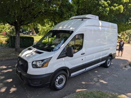 2022 Ford Transit-250 Base