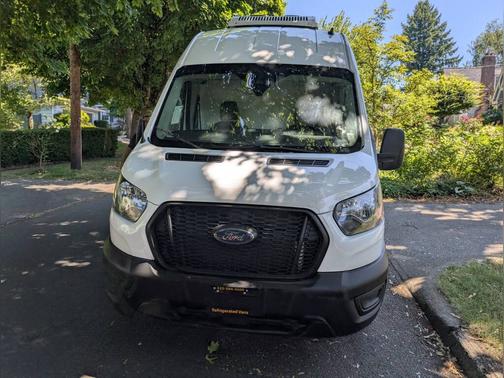 2022 Ford Transit-250 Base
