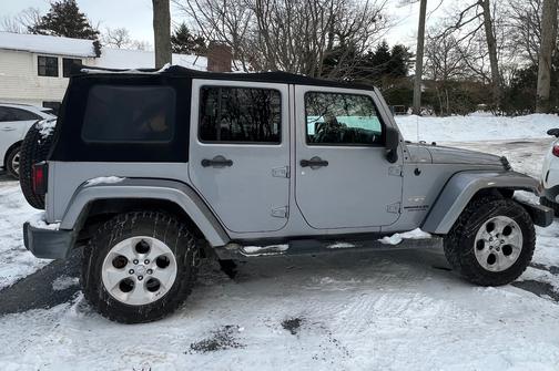 2013 Jeep Wrangler Unlimited Sahara