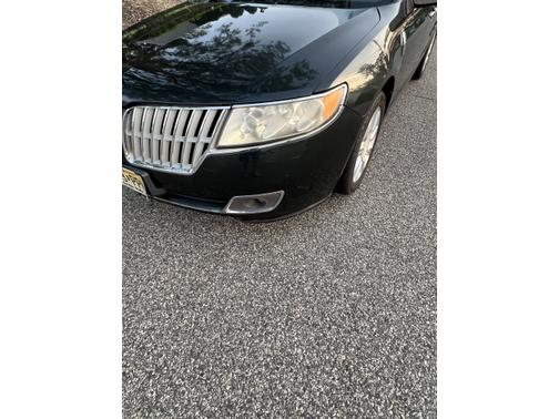 2010 Lincoln MKZ Base