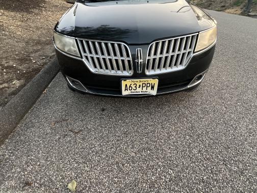 2010 Lincoln MKZ Base
