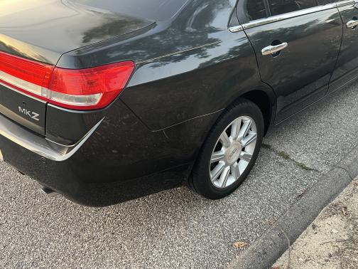 2010 Lincoln MKZ Base