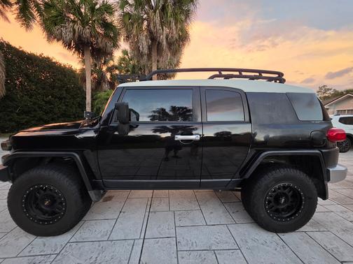 Black 2008 Toyota FJ Cruiser Base