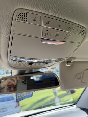 White 2018 Mercedes-Benz GLC 300 Base