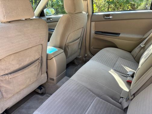 2006 Toyota Camry LE