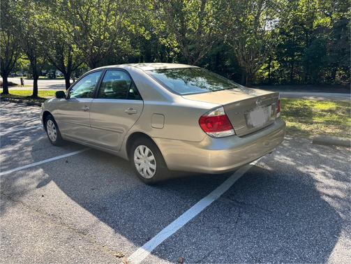 2006 Toyota Camry LE