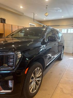 Black 2021 GMC Yukon XL Denali