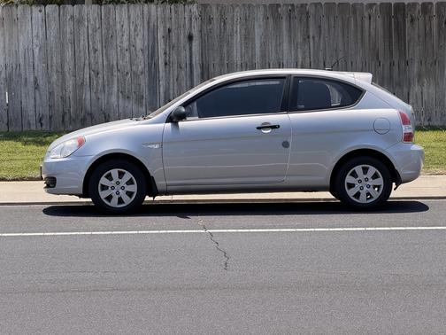 Silver 2009 Hyundai Accent GS