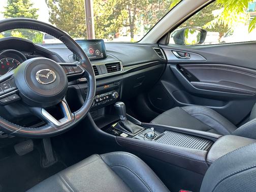 2017 Mazda Mazda3 Grand Touring