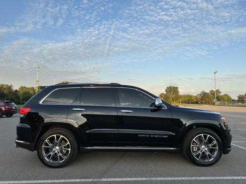 2017 Jeep Grand Cherokee Summit
