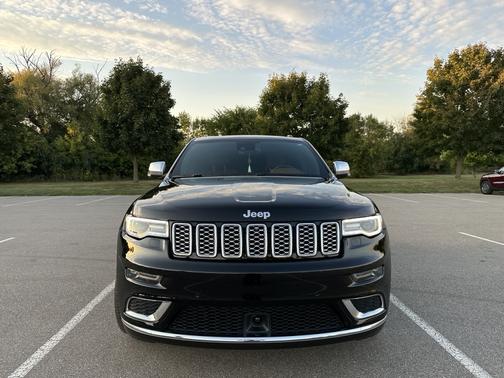 2017 Jeep Grand Cherokee Summit