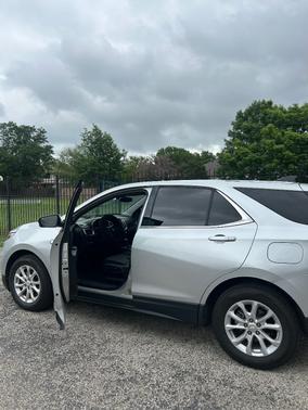 Silver 2018 Chevrolet Equinox LT