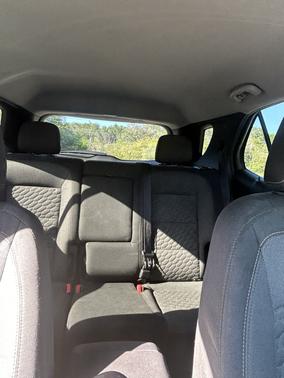 Silver 2018 Chevrolet Equinox LT