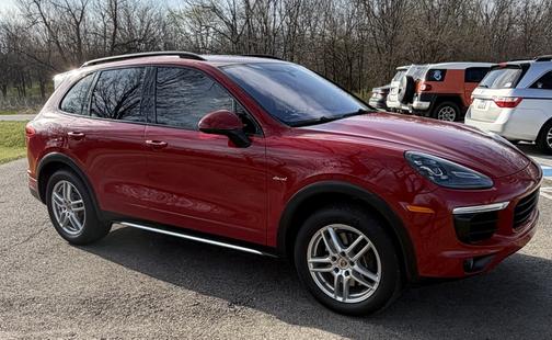 Red 2015 Porsche Cayenne Cayenne Diesel