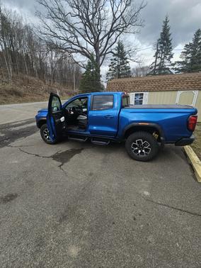 2024 GMC Canyon AT4X