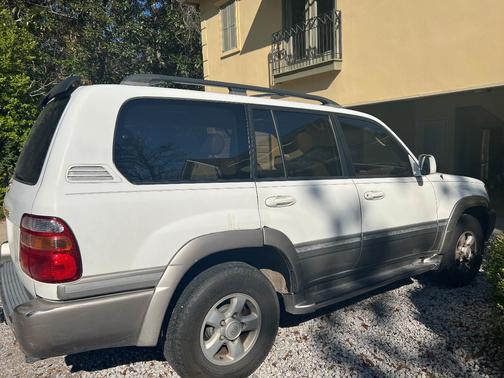 2000 Toyota Land Cruiser Base