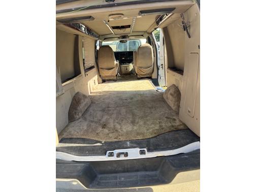 2004 Chevrolet Express 1500 Base