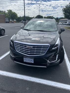 Photo 4 of 8 of 2019 Cadillac XT5 Platinum