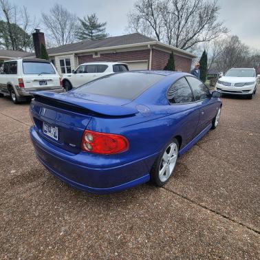 2004 Pontiac GTO Base