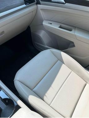 2022 Volkswagen Atlas 3.6L SE w/Technology