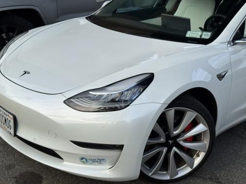 2019 Tesla Model 3 Performance