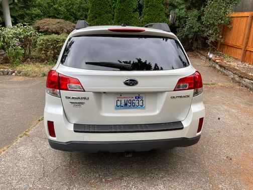 2012 Subaru Outback 2.5i Limited