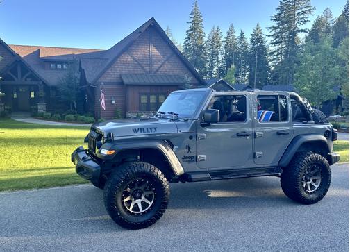 2021 Jeep Wrangler Unlimited Willys